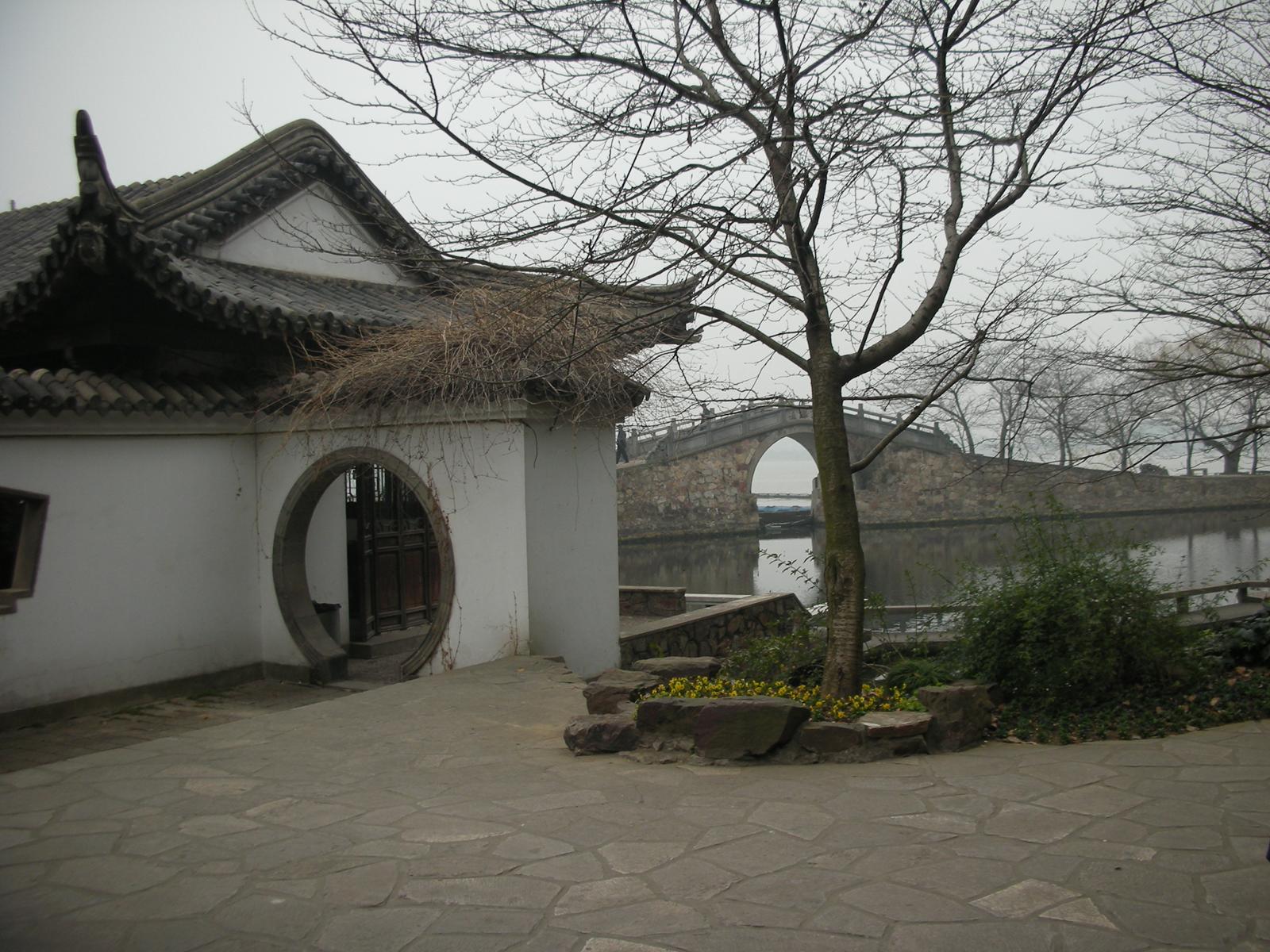 2000年ほど前は錫(スズ)の産地だったが、今は錫がない無錫(その2..無錫を代表する観光地である太湖)